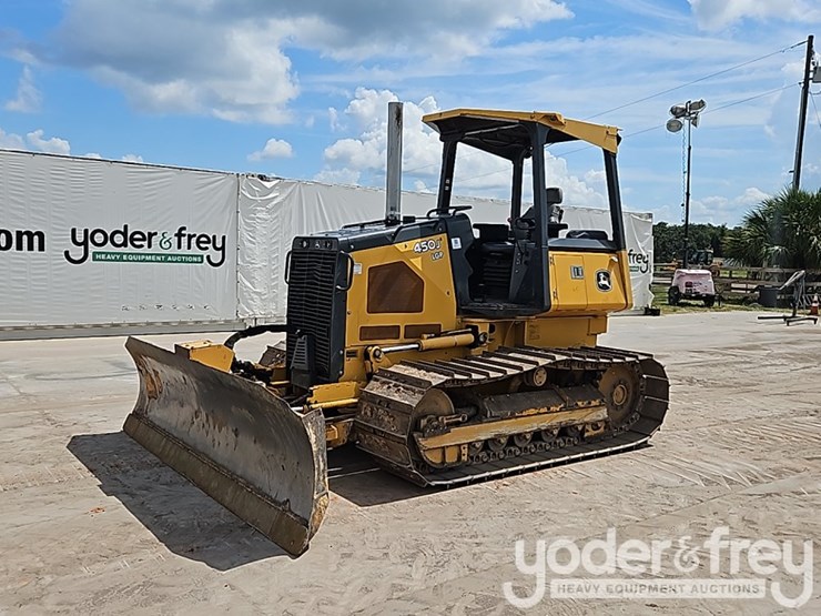 2016-deere-450j-image-1