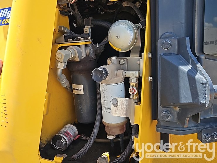 2022-komatsu-d51pxi-24-image-27