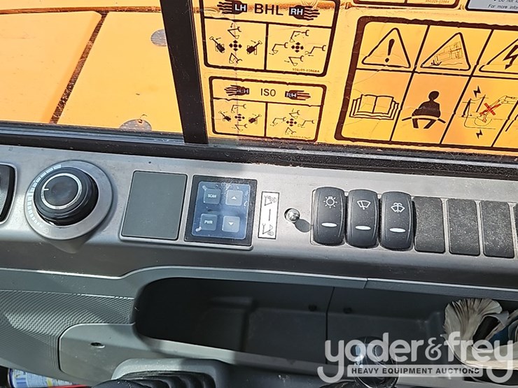 2022-doosan-dx85r-3-image-36