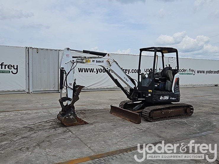 2018-bobcat-e35-image-2