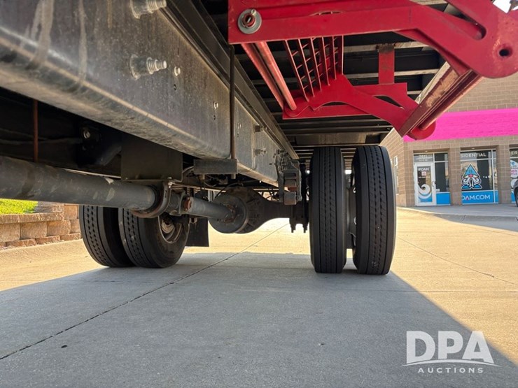 2023-ford-f650-image-34