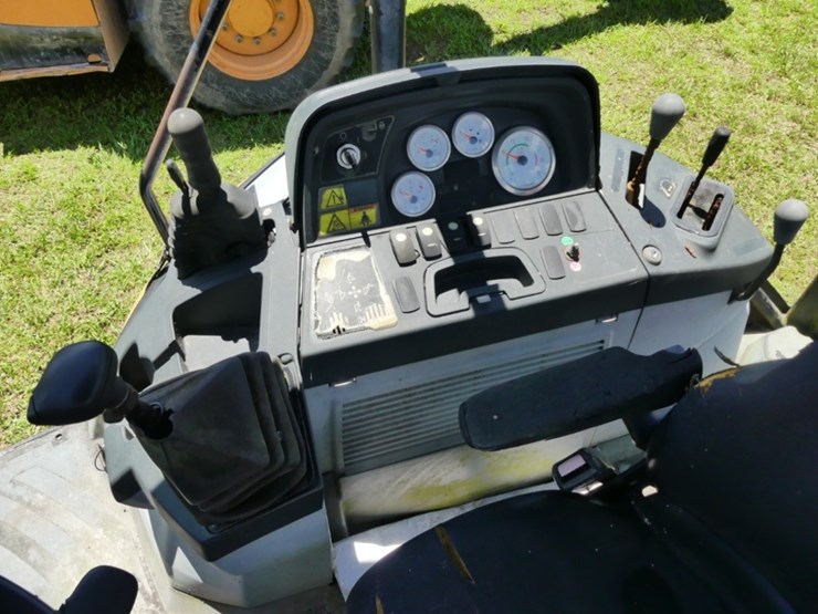 caterpillar-416e-image-18