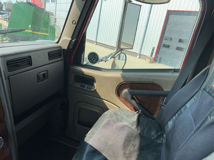 2005-international-9900i-image-45