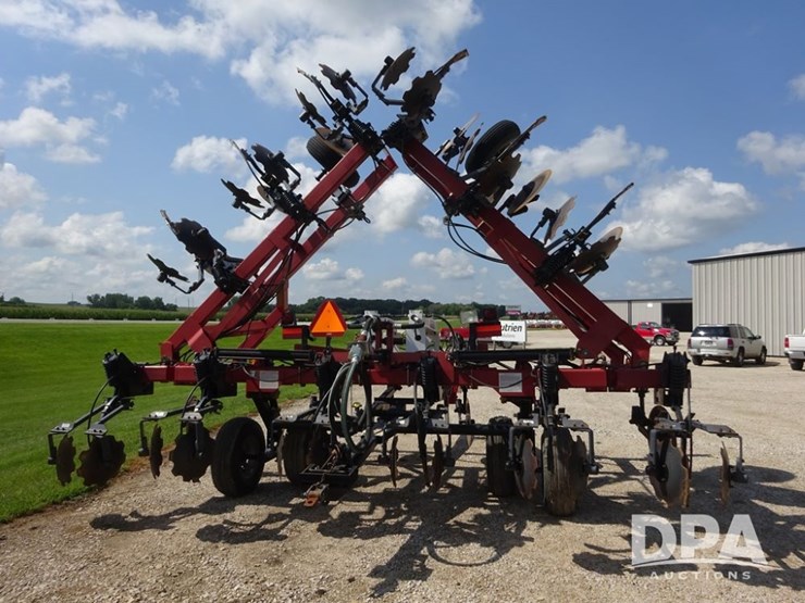 case-ih-5300-image-28