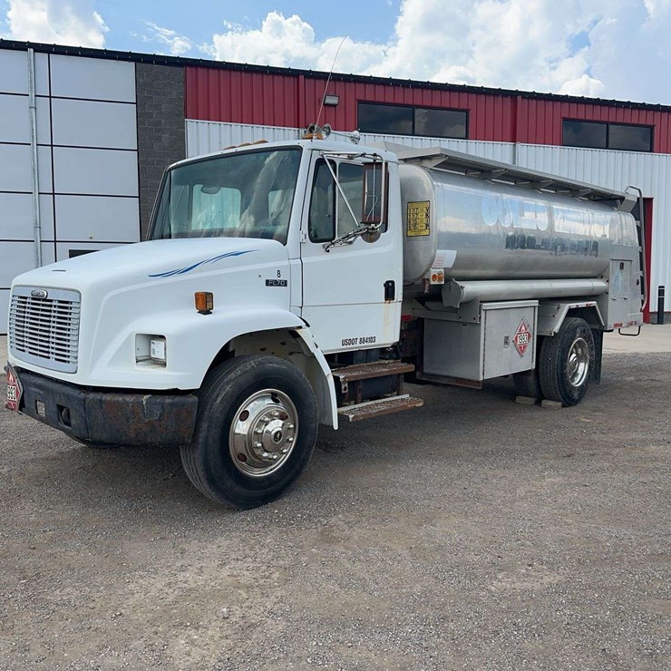 FREIGHTLINER FL70