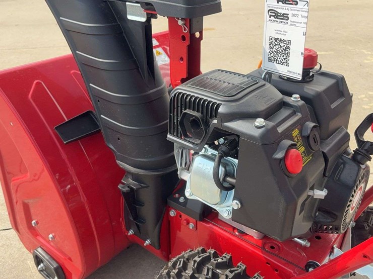 2022-troybilt-storm-2420-snowblower-image-6