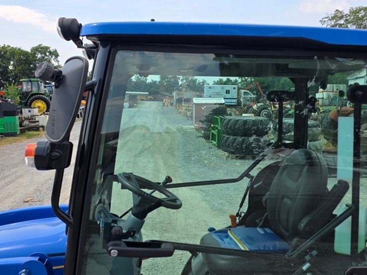 2021-new-holland-workmaster-25s-image-12