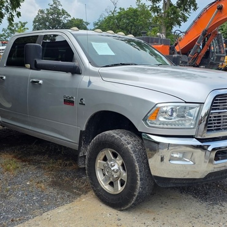 2011 DODGE 2500