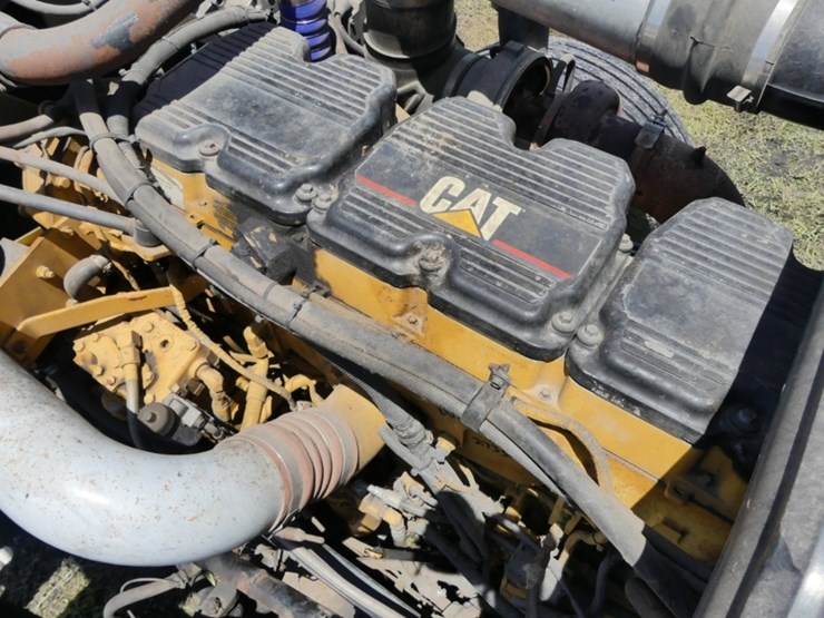 2002-peterbilt-379-image-22