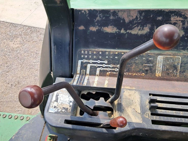 john-deere-4440-image-23