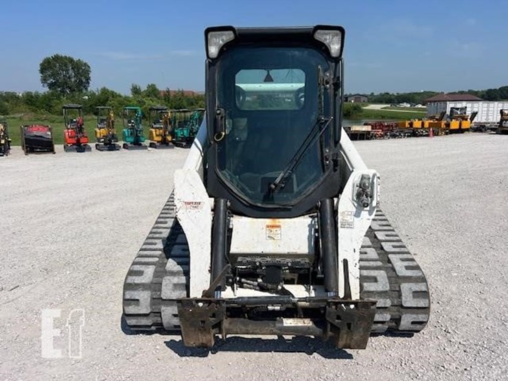 2023-bobcat-t770-image-8
