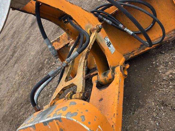 vibratory-cable-plow-image-5