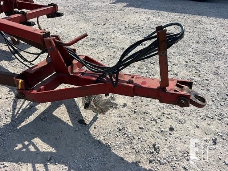 case-ih-4300-image-14