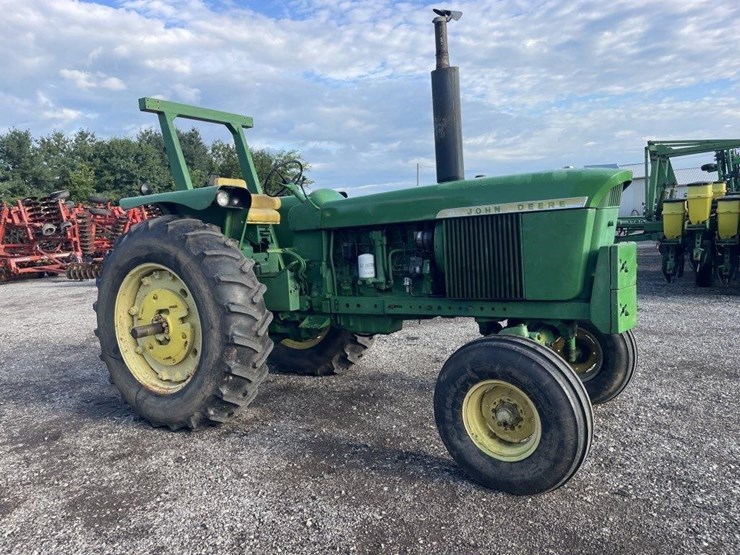 1972-john-deere-4320-image-6