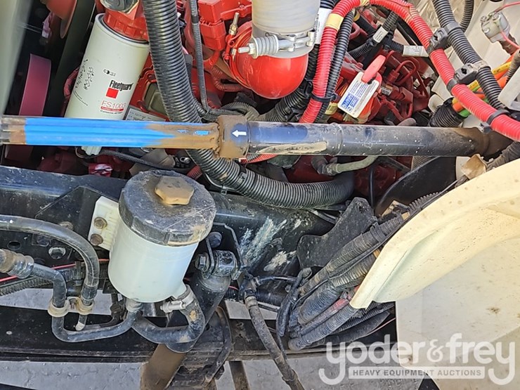2016-international-durastar-4300-image-45