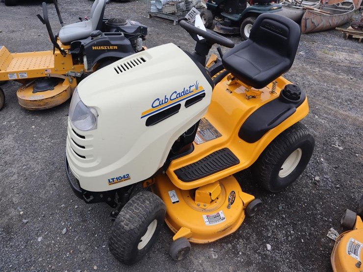 cub-cadet-lt1042-image-4