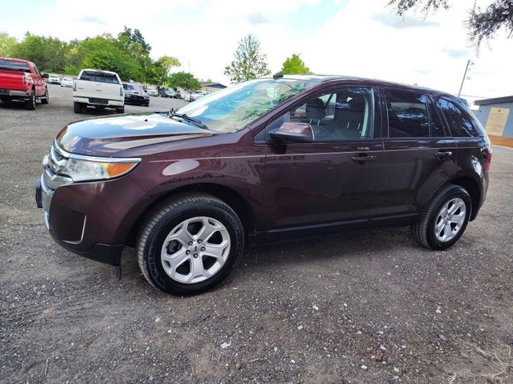 2012-ford-edge-image-3