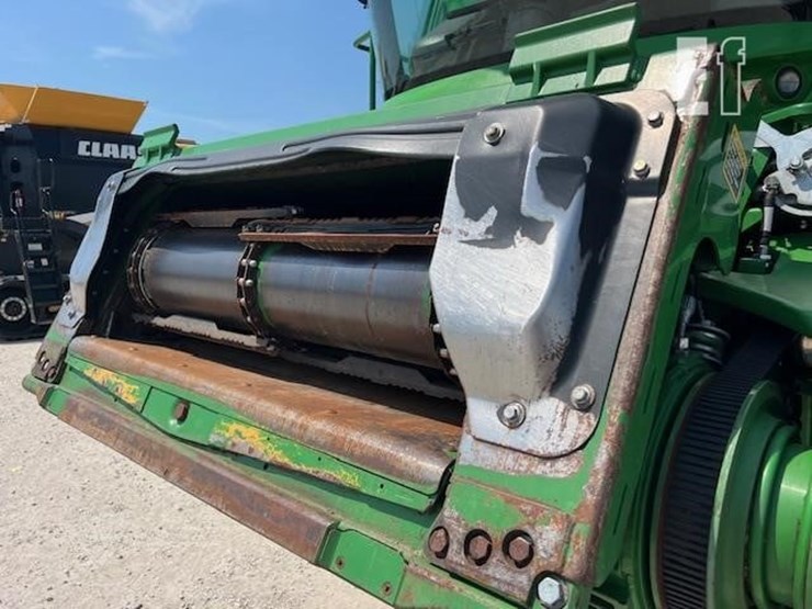 2014-john-deere-s670-image-8