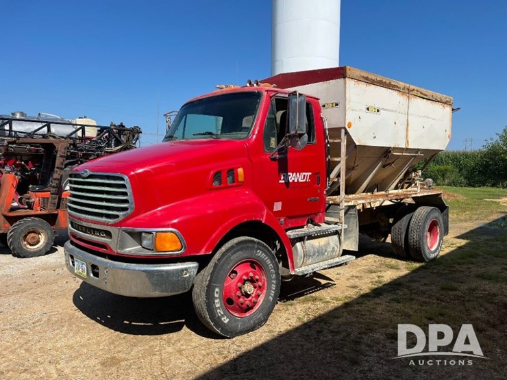 2001-sterling-l8500-image-1