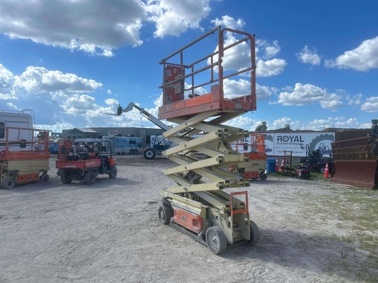 2018-jlg-2632es-image-4