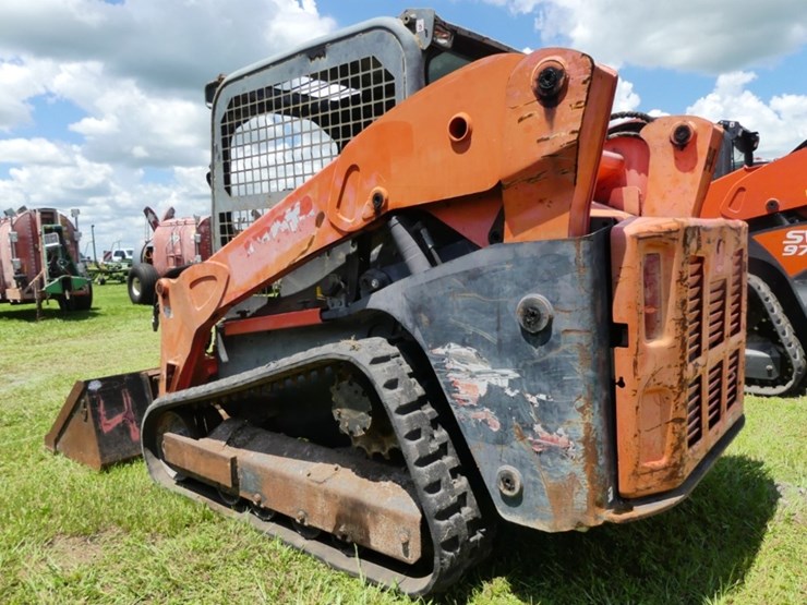 2015-kubota-svl75-2-image-4