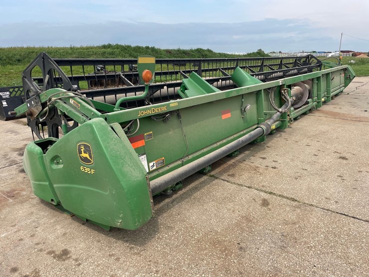 2011-john-deere-635f-image-4