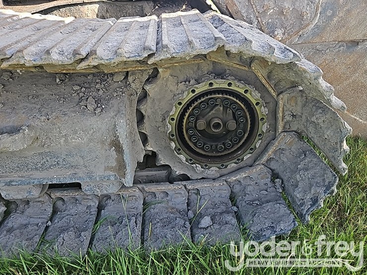 2015-caterpillar-329fl-image-10