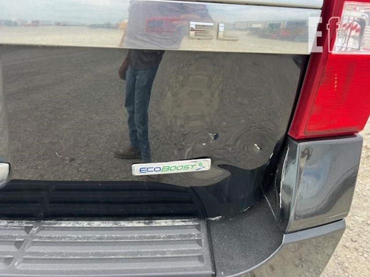 2015-ford-expedition-platinum-image-26