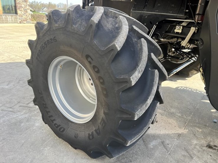 2022-case-ih-8250-image-18