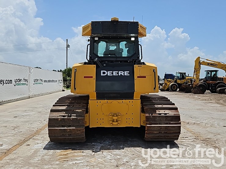 2022-deere-850l-lgp-image-26