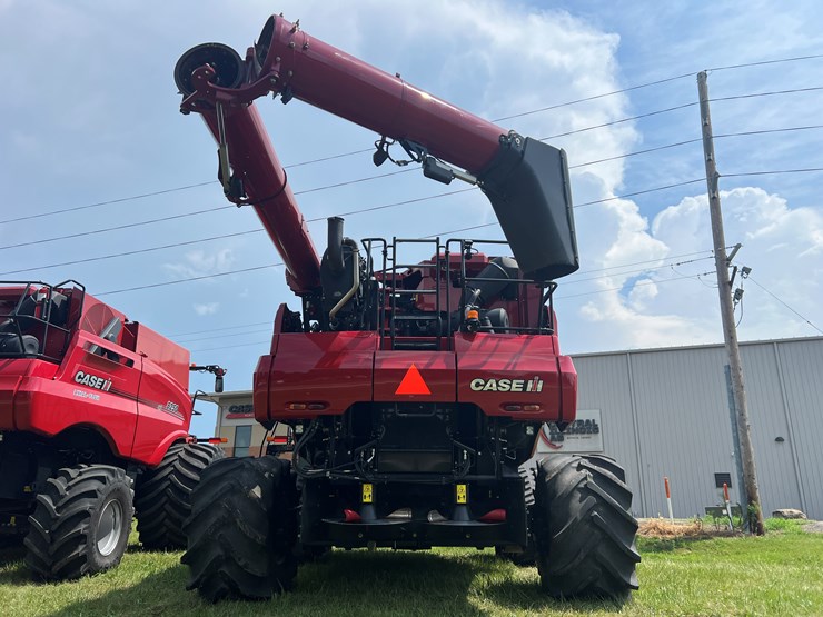 2023-case-ih-8250-image-5