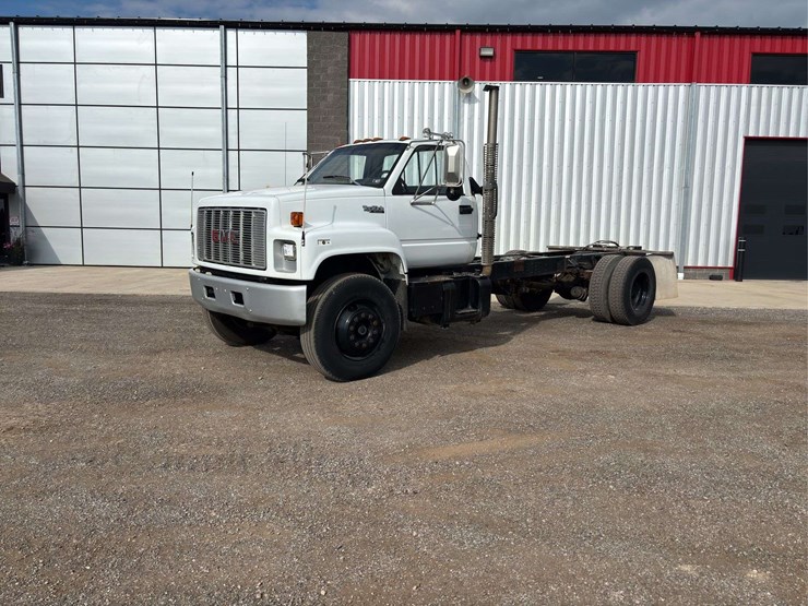 1991-gmc-c7-cab-&-chassis-truck-image-1