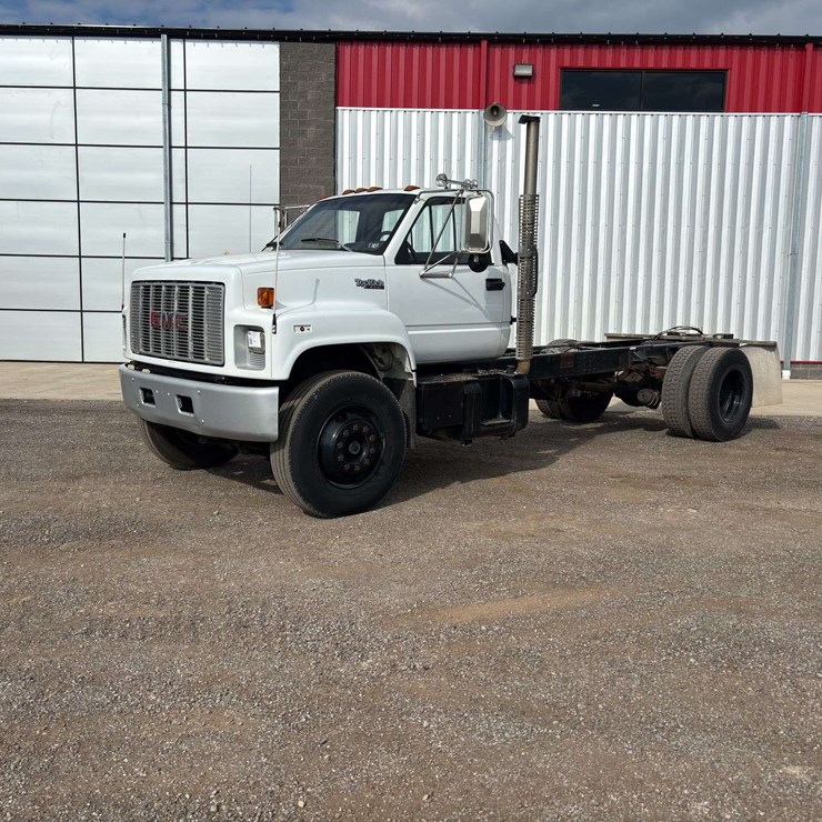 1991 GMC C7 Cab & Chassis Truck