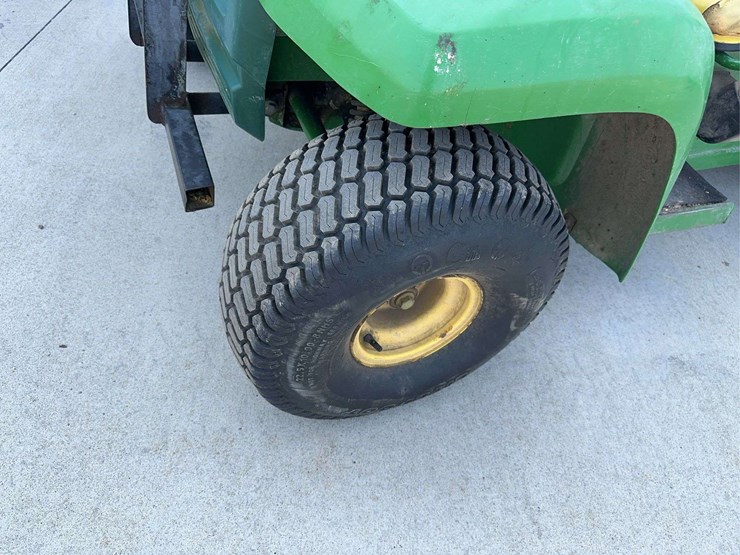 john-deere-gator-image-6