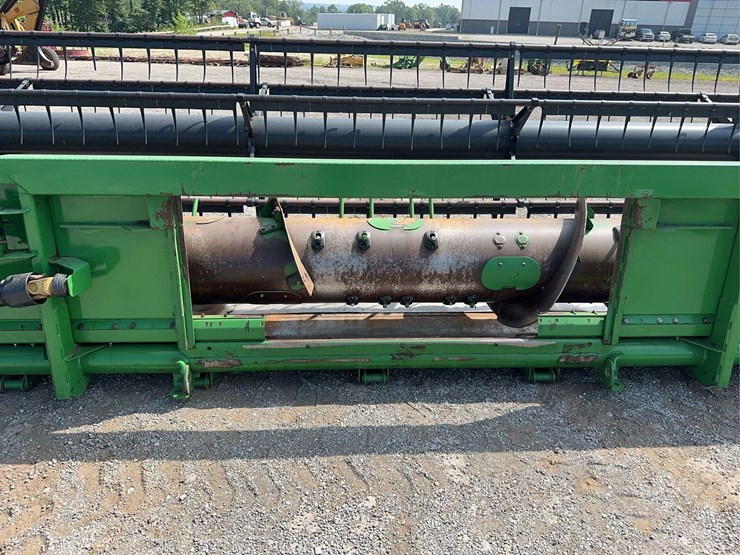 2013-john-deere-635f-image-8
