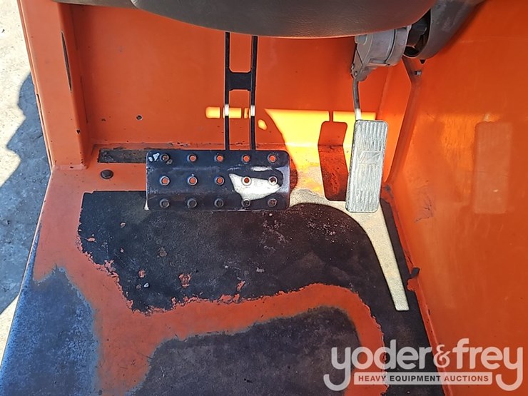 2018-jlg-g5-18a-image-19
