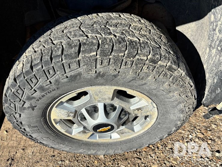 2011-chevrolet-silverado-2500hd-lt-image-43
