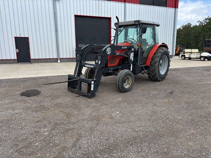 massey-ferguson-4225-image-1