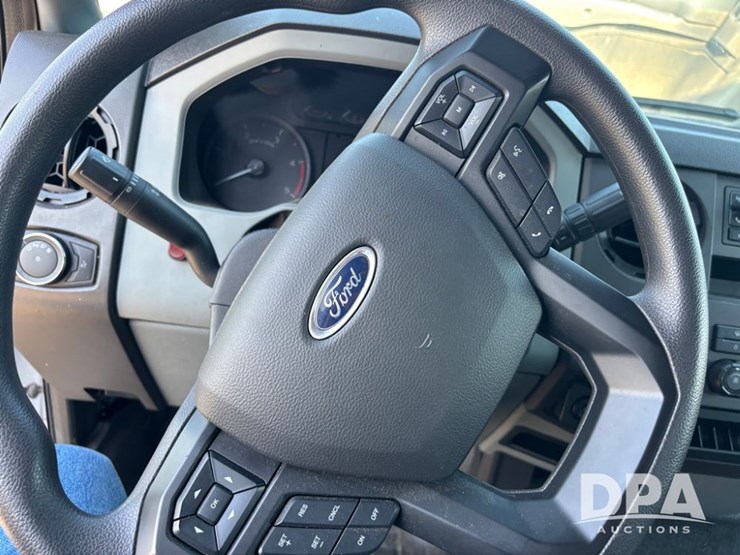 2023-ford-f650-image-86