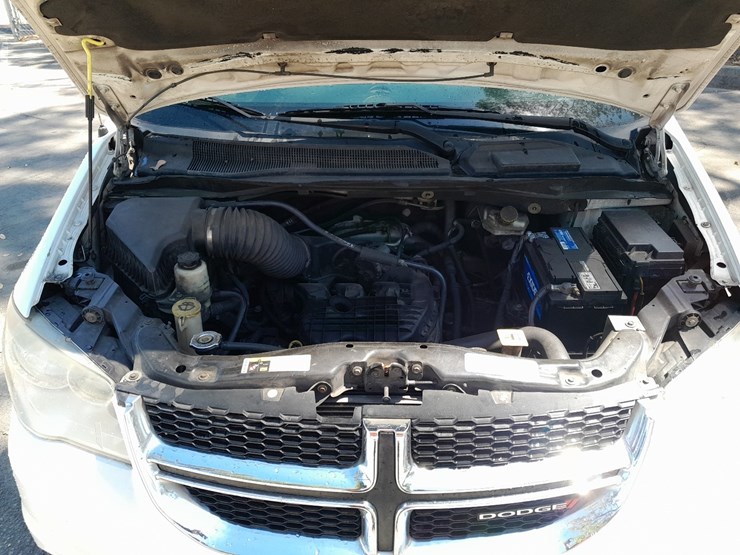 dodge-grand-caravan-image-7