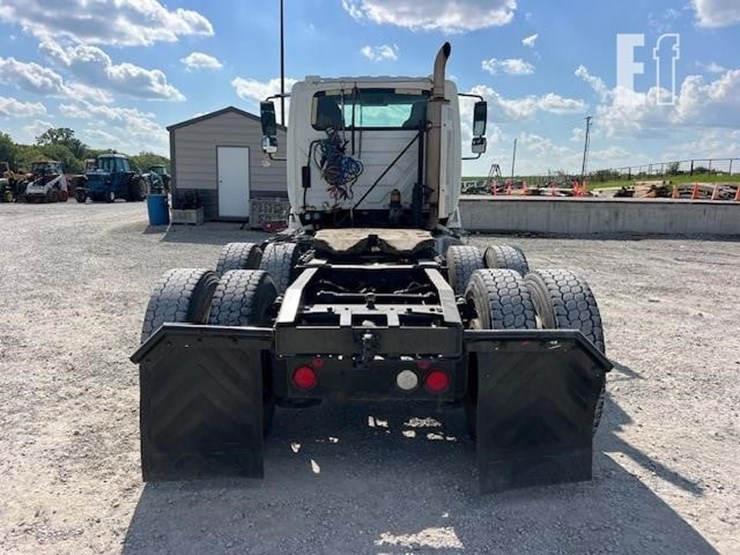 2007-international-transtar-8600-image-5
