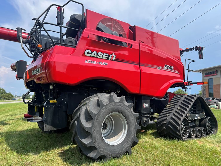2023-case-ih-8250-image-4