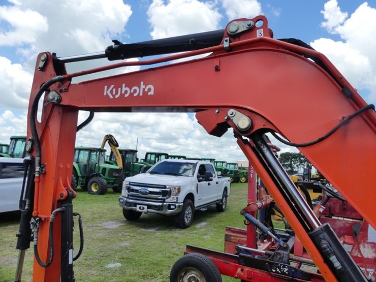 2022-kubota-kx040-4-image-7
