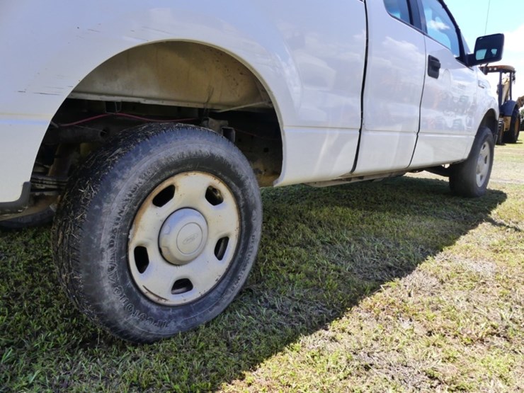 2005-ford-f150-xl-image-6