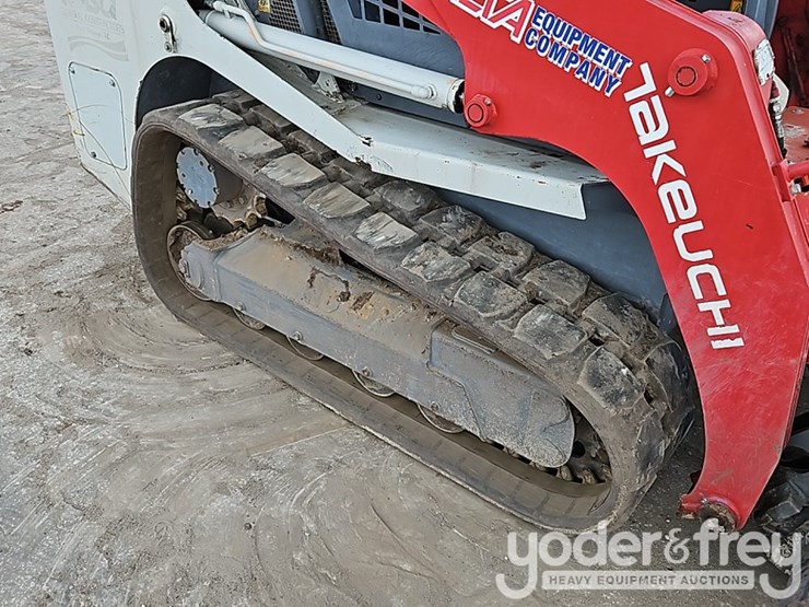 2021-takeuchi-tl8r2-image-11