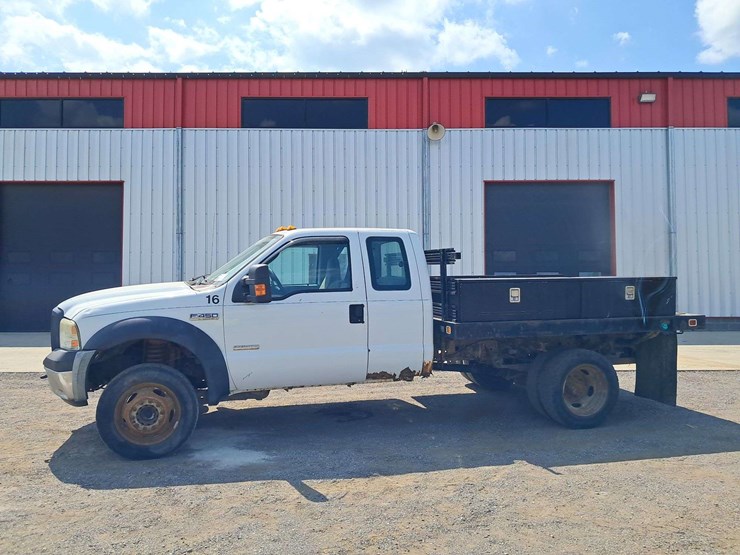 2007-ford-f450-image-1