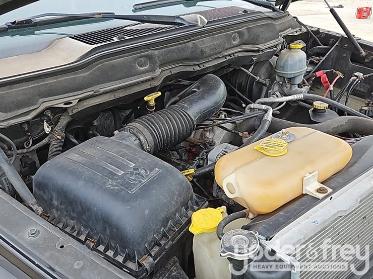 2002-dodge-1500-image-12
