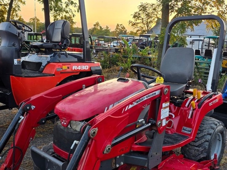 2017-massey-ferguson-gc1705-image-7