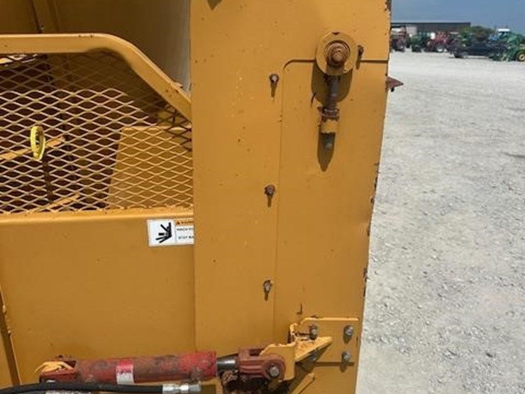 haybuster-cmf425-image-6