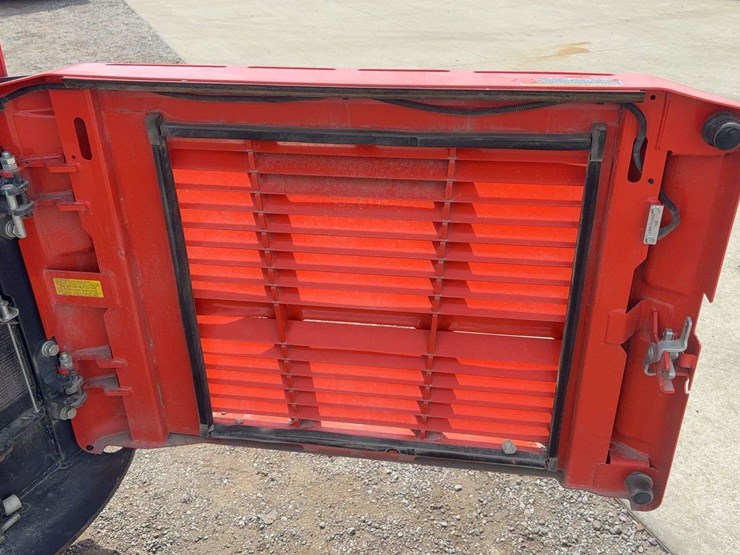 2019-kubota-svl65-2-image-17